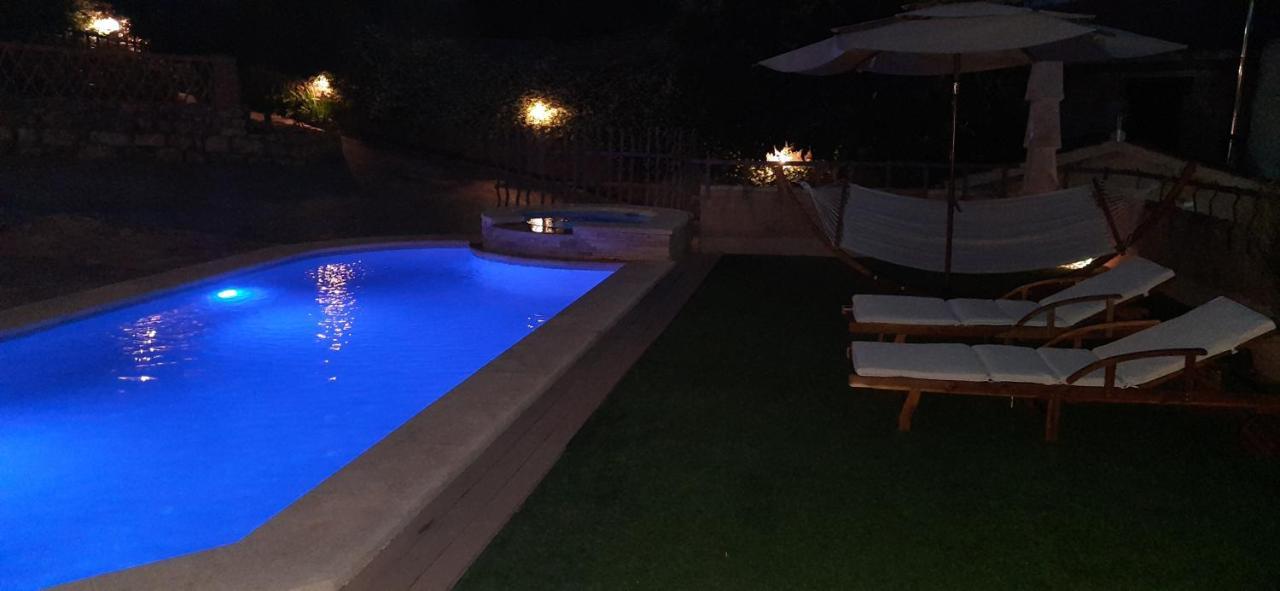 Casas Rurales Almoguer Frailes エクステリア 写真