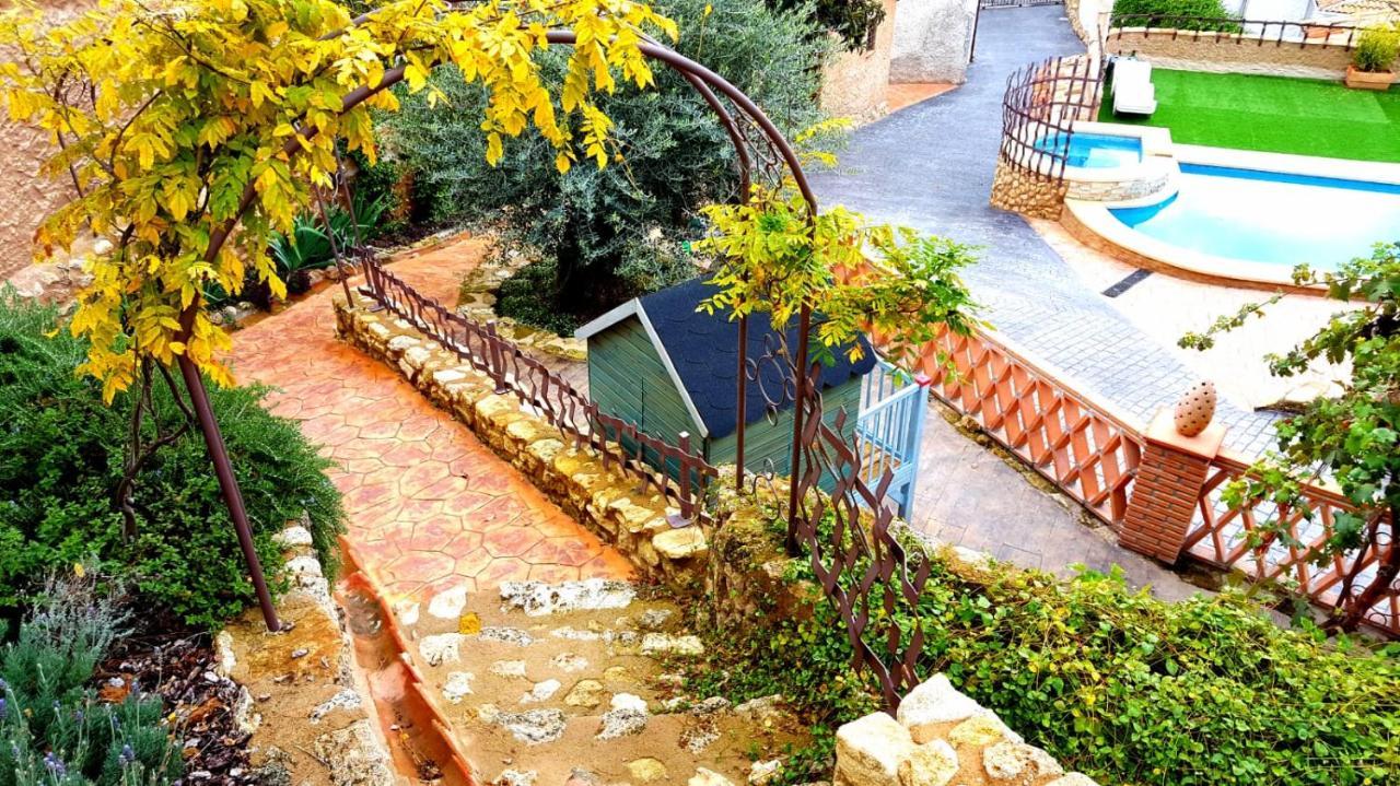 Casas Rurales Almoguer Frailes エクステリア 写真