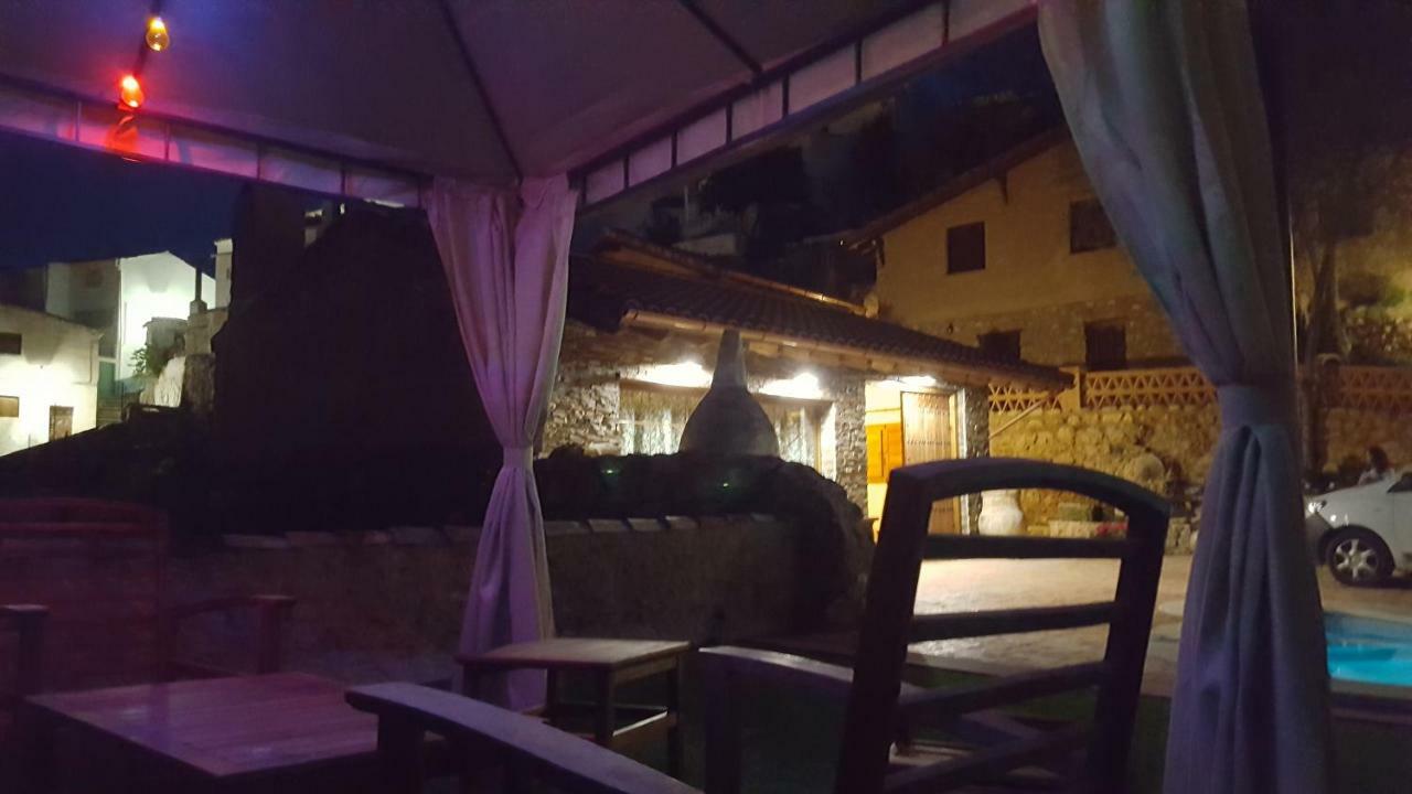 Casas Rurales Almoguer Frailes エクステリア 写真