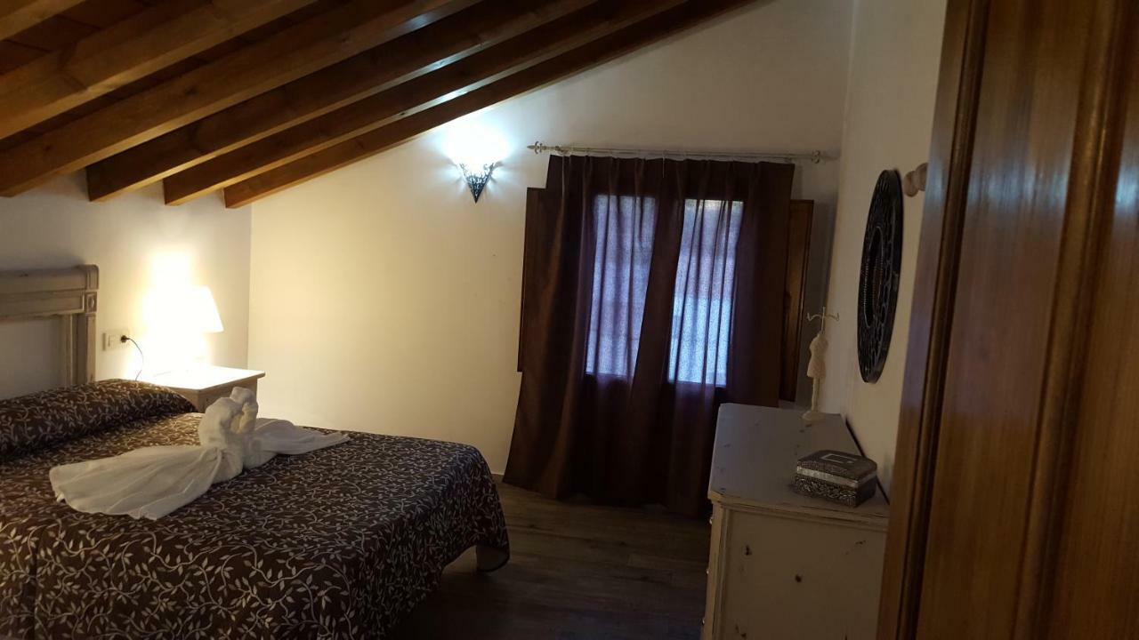 Casas Rurales Almoguer Frailes エクステリア 写真