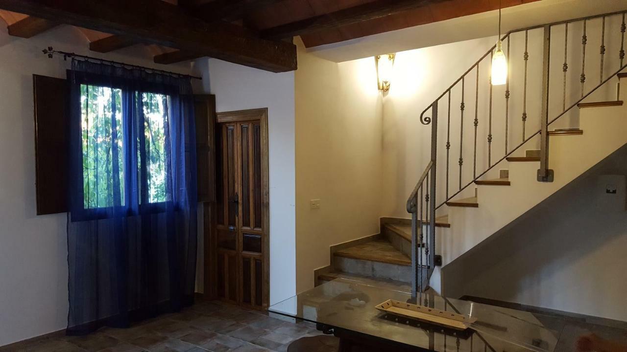 Casas Rurales Almoguer Frailes エクステリア 写真